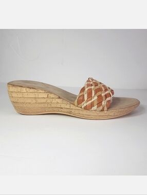 CONTESA summer shoes size 8 Italy